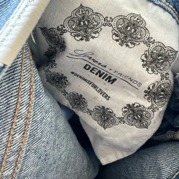 Lovers + Friends Ezra Slim Boyfriend Distressed Denim - Picture 5 of 6